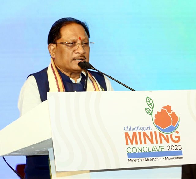 (रायपुर) वैज्ञानिक पद्धति और नवाचारी खनन के माध्यम से विकास और पारदर्शिता की नई कहानी लिख रहा है छत्तीसगढ़ - मुख्यमंत्री