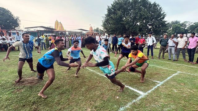 (धमतरी) धमतरी में सांसद खेल महोत्सव से गूंजा फिट युवा, विकसित भारत का संदेश
