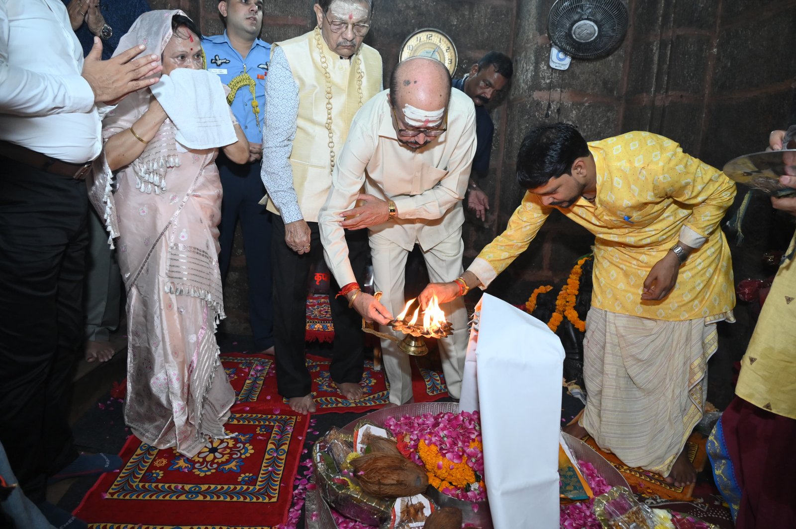  (कवर्धा,) राज्यपाल  रमेन डेका ने भोरमदेव मंदिर में की विशेष पूजा-अर्चना, प्रदेश की खुशहाली एवं समृद्धि की कामना