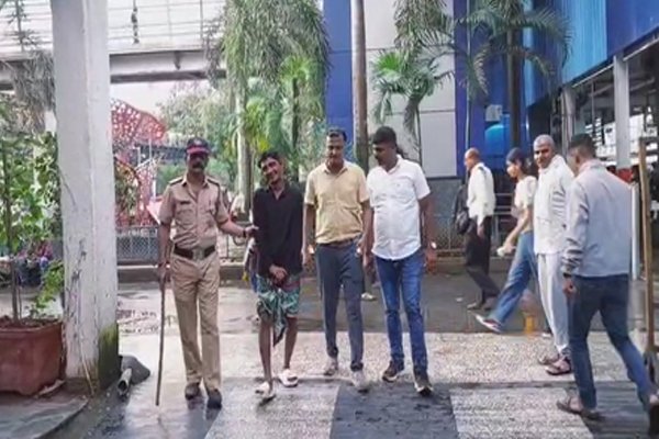 मुंबई : चलती ट्रेन में स्टंटबाजी और छेड़छाड़ करने वाला युवक बोरीवली जीआरपी ने किया गिरफ्तार