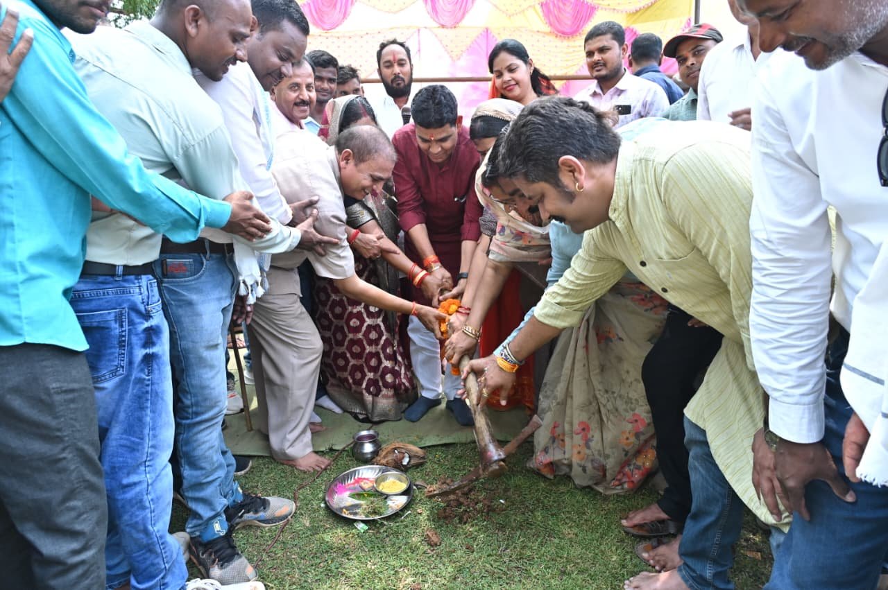 (रायपुर)शिक्षा से ही खुलेगी प्रगति की राह : मंत्री वर्मा