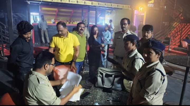  (रायपुर )जिले में अवैध शराब पर आबकारी विभाग का सख्त एक्शन जारी
