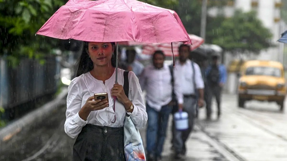 यूपी-बिहार समेत देश के 20 राज्यों में भारी बारिश की चेतावनी