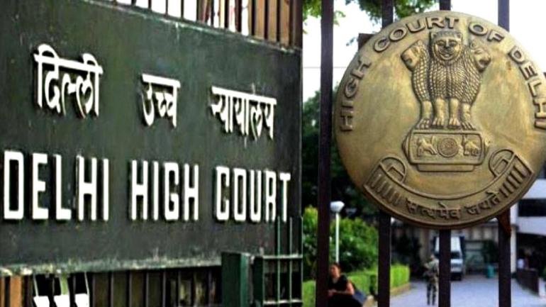 सेक्स के लिए पत्नी को पार्टनर स्वैप के लिए करता था मजबूर