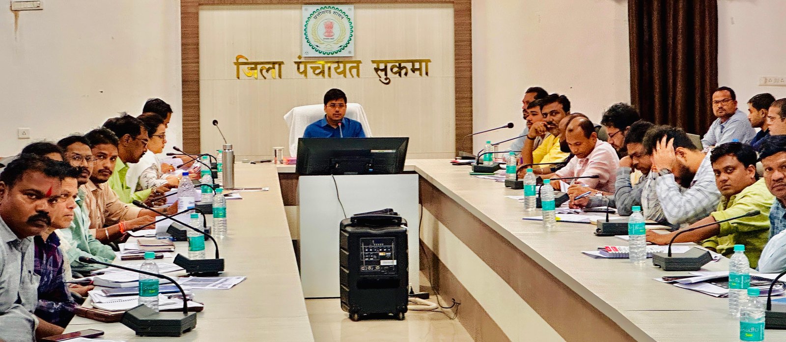मनरेगा और आवास योजनाओं की समीक्षा, समयबद्ध कार्य पूर्ण करने पर जोर
