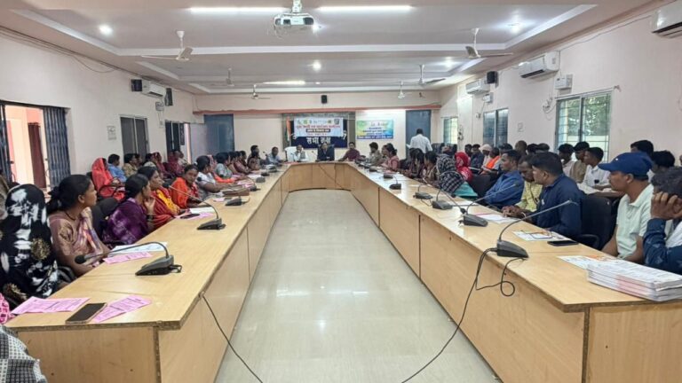 (धमतरी) वनांचल क्षेत्र में स्वरोजगार को बढ़ावा देने हेतु नगरी में उद्यमी कार्यशाला का आयोजन