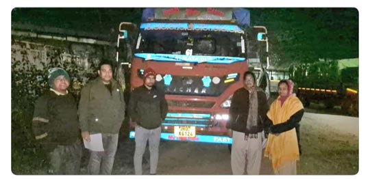 (जशपुर) कुनकुरी राजस्व टीम ने 2 वाहन में 423 बोरा अवैध धान किया जप्त