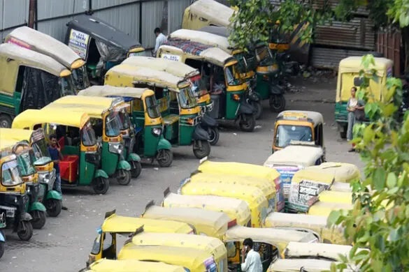 (नोएडा)प्रदूषण पर सरकार का बड़ा एक्शन, डीजल ऑटो पर लगाया कंपलीट बैन