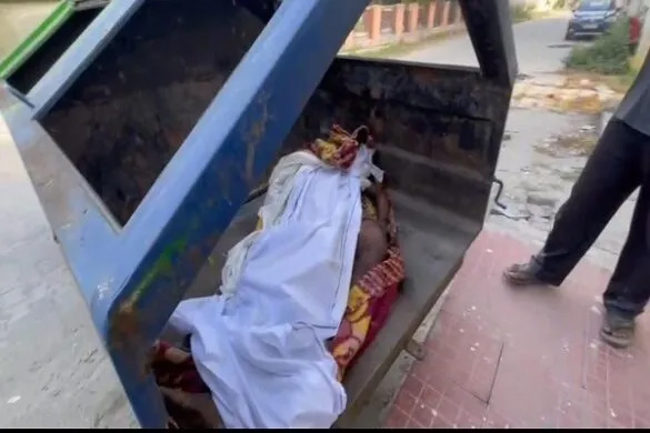 (फगवाड़ा)इंसानियत शर्मनाक: कूड़ा उठाने वाली गाड़ी में लेजाई जा रही लाश, प्रशासन बेखबर