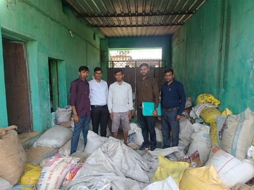 (कोरबा) अवैध धान भंडारण पर मंडी विभाग की बड़ी कार्रवाई, 125 बोरी धान जब्त