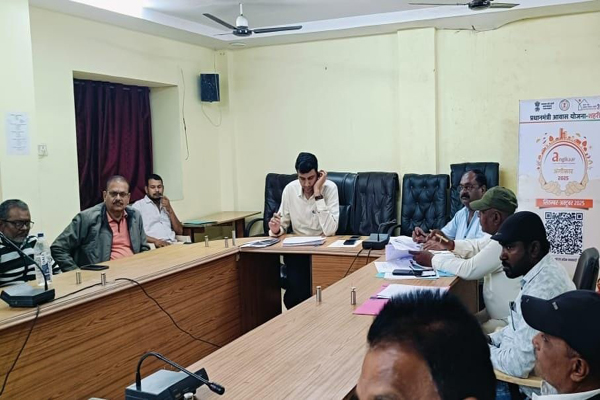 (दुर्ग) मोबाइल टावरों पर निगम की सख्ती 7 दिन में कराएं नवीनीकरण, नहीं तो होगी कार्रवाई