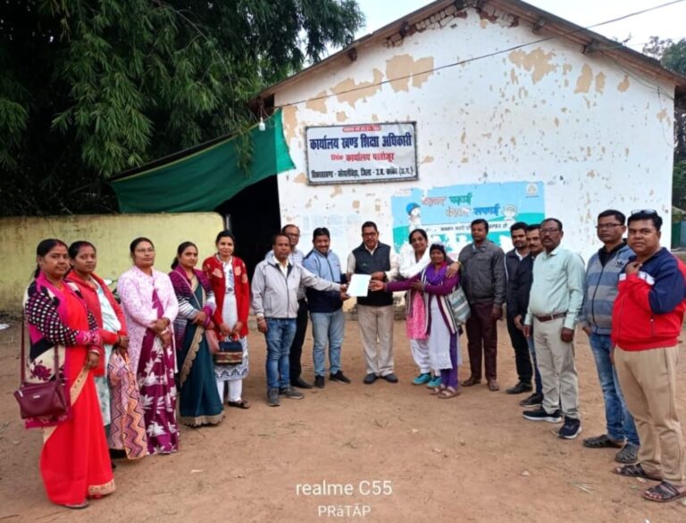 (कांकेर) शिक्षक मोर्चा ने बीईओ कोयलबेड़ा को सौंपा ज्ञापन