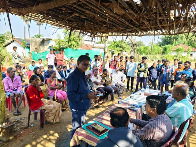 (बीजापुर) बारेगुड़ा पंचायत में सैचुरेशन की समीक्षा: लंबित पीएम आवास निर्माण कार्यों को शीघ्र पूरा करने के निर्देश