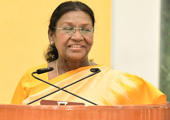 राष्ट्रपति मुर्मू करेंगी संविधान दिवस समारोह की अध्यक्षता, 9 भारतीय भाषाओं में डिजिटल संविधान होगा जारी
