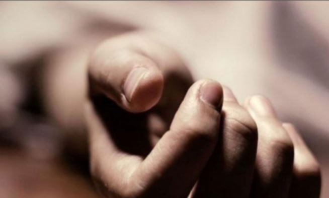 (मुंबई)गोरेगांव : 17 साल की नाबालिग ने दी जान, दोस्त फोटो से कर रहा था ब्लैकमेल