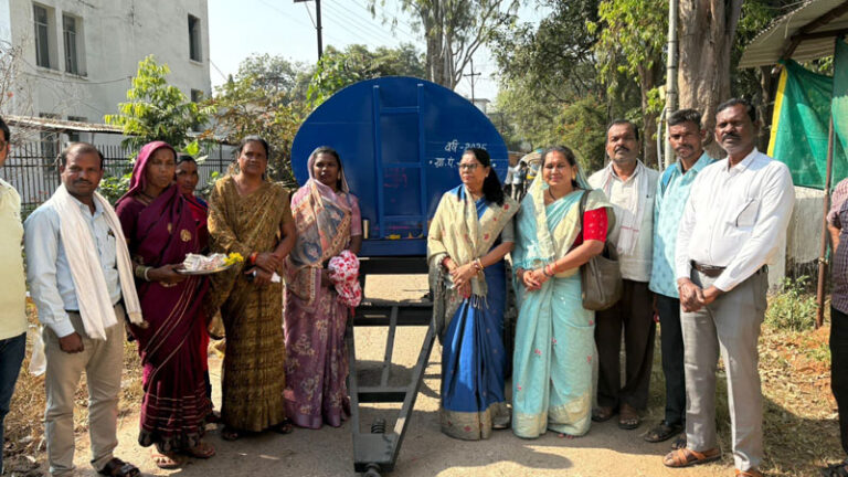 (नगरी) विधायक अंबिका मरकाम ने क्षेत्र की ग्राम पंचायतों को दी पानी टैंकर की सौगात