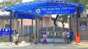 तिहाड़ जेल का भगोड़ा व उत्तर प्रदेश का गैंगस्टर रिपन स्ट्रीट से गिरफ्तार