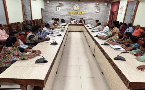 (जगदलपुर) आवारा पशुओं के मालिकों पर होगी एफआईआर आवारा पशुओं के कारण हो रही दुर्घटनाओं में कमी लाने नगर निगम की पहल