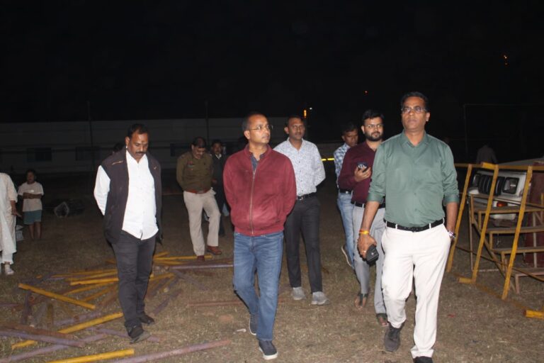 कलेक्टर डॉ संजय कन्नौजे ने कैरियर मार्गदर्शन कार्यक्रम की तैयारी का लिया जायजा