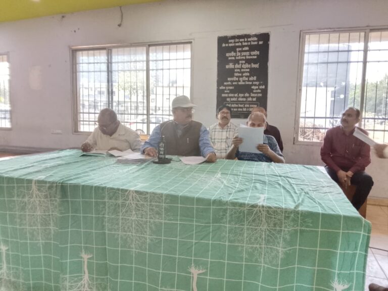 (रायपुर) भूमाफिया गुरु चरण सिंह होरा ने जमीनों पर किया अवैध कब्जा, पूर्व आईएएस अनिल टूटेजा का मिला संरक्षण -भास्कर शर्मा