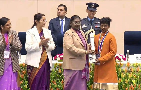 (रायपुर) कोण्डागांव की योगिता मंडावी को प्रधानमंत्री राष्ट्रीय बाल पुरस्कार