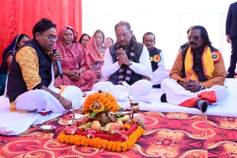 (जशपुर) सामाजिक आयोजनों से मजबूत होता है आपसी जुड़ाव, वरिष्ठजनों व समाजसेवियों से युवाओं को मिलती है प्रेरणा : मुख्यमंत्री