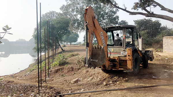(रायपुर) सीएन्डडी वेस्ट मिलने पर भवन स्वामियों से कुल 7500 रूपये जुर्माना वसूला