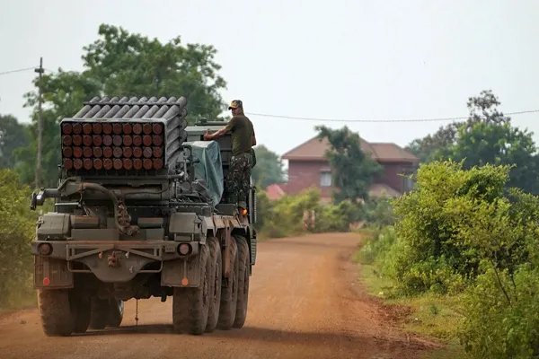 (चांथाबुरी)20 दिन चले युद्ध के बाद थाईलैंड और कंबोडिया के बीच हुआ सीजफायर, अब तक 101 लोगों की मौत