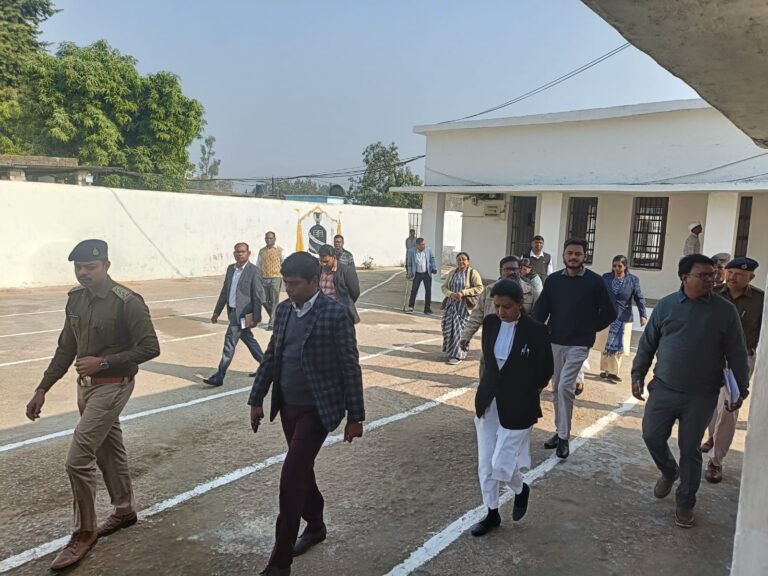 (कोरबा) कैदियों की सुविधों, स्वास्थ्य और विधिक सहायता की हुई गहन समीक्षा
