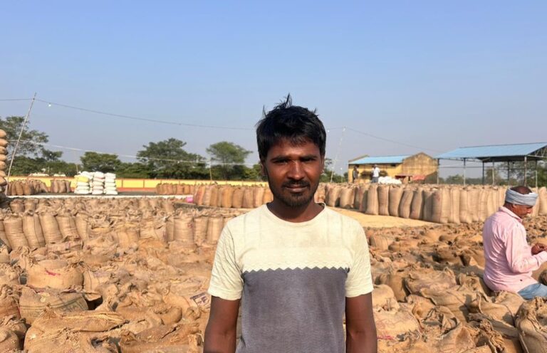 ग्राम पेंड्री के किसान दिगंबर प्रसाद कश्यप बोले – सुविधायुक्त है धान खरीदी केंद्र