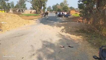 (बलरामपुर) भीषण सड़क हादसे में दो युवकों की मौत, एक गंभीर घायल