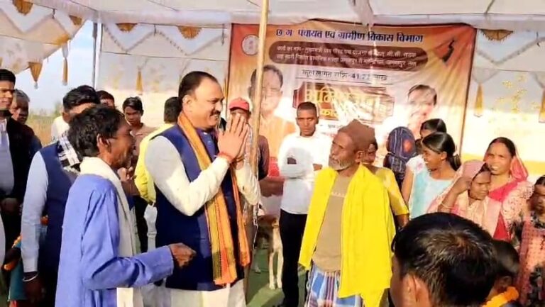 (एमसीबी) आवारा मवेशियों को लेकर स्वास्थ्य मंत्री श्याम बिहारी जायसवाल का बड़ा बयान—गाय को सड़क पर छोडऩे से बेहतर है घर में बांधकर पालन करें।