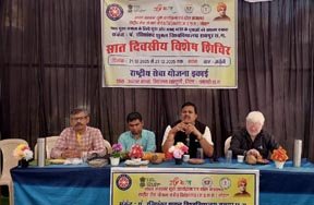 (धमतरी) रासेयो के बौद्धिक सत्रों से स्वयंसेवक हो रहे हैं सर्वांगीण रूप से लाभान्वित