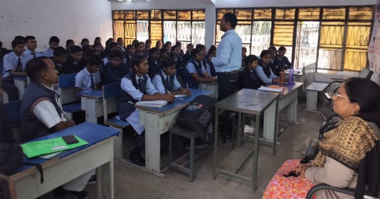 (कोरबा) एचटीपीएस ने स्वामी आत्मानंद स्कूल जमनीपाली के बच्चों का कराया सेमिनार एवं कॅरियर काउंसिलिंग