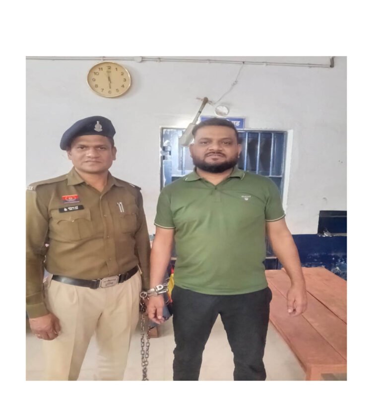 (रायपुर) भारत-साउथ अफ्रीका मैच पर चल रहा था ‘डिजिटल जुआघर दुर्ग पुलिस का छापा, फरार आरोपी समेत 3 गिरफ्तार, लाखों का सामान जब्त