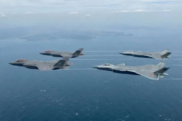 (सियोल)जिनपिंग के इलाके में अमेरिकी लड़ाकू विमानों की दहाड़, बौखलाए ड्रैगन ने भी उतारे अपने फाइटर जेट्स