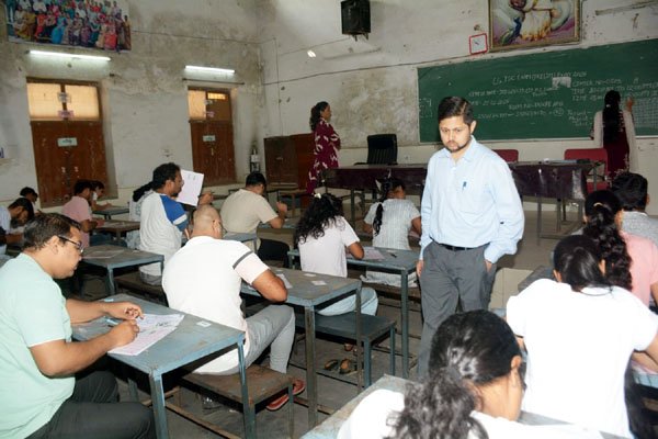 (दुर्ग) राज्य सेवा प्रारम्भिक परीक्षा 2025 : 10307 परीक्षार्थियों के लिए बनाए गए थे 25 परीक्षा केन्द्र