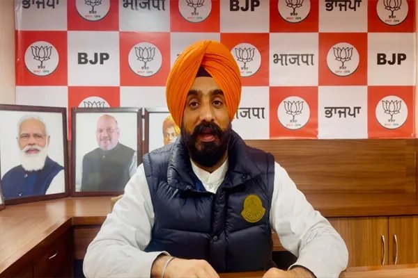 (चंडीगढ़)कांग्रेस को अब पंजाबी साँप और नेवले दिखने लगे : बलियावाल