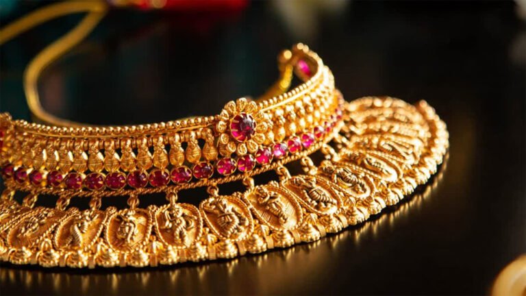 सस्ते सोने पर टूटे खरीदार! गिरावट के बाद फिर चढ़े सोने-चांदी के भाव