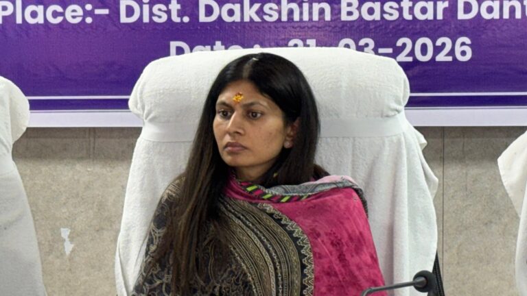 (दंतेवाड़ा) खेलों से सकारात्मक बदलाव लाना सरकार की प्राथमिकता-केंद्रीय राज्य मंत्री खडसे