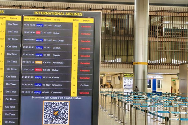 (नई दिल्ली)इजरायल-ईरान युद्ध : लगातार तीसरे दिन विमान परिचालन में रुकावट के चलते एयरलाइन स्टॉक्स फिसले