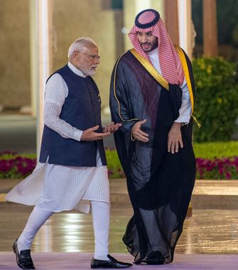 प्रधानमंत्री नरेंद्र मोदी ने सऊदी क्राउन प्रिंस से की फोन पर बात
