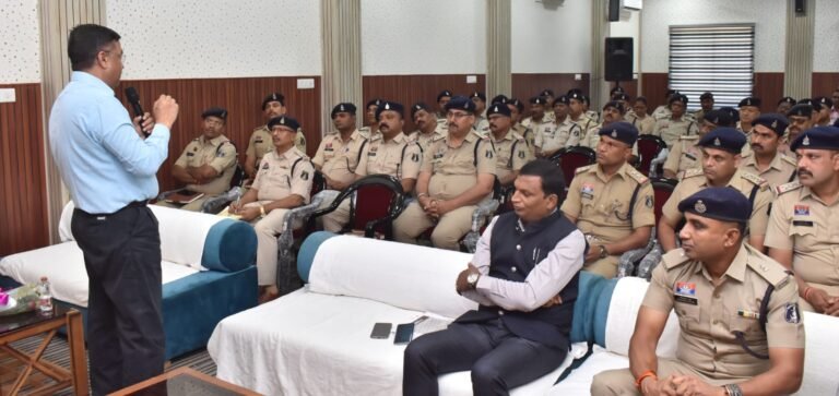 (दुर्ग) ड्रग केसों पर कसा शिकंजा, पुलिस हुई हाईटेक