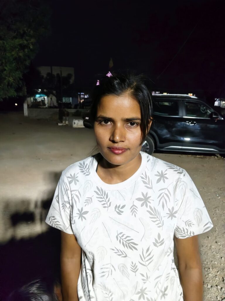 बर्थडे पार्टी की आड़ में ब्लैकमेलिंग का खौफनाक खेल, युवक का अश्लील वीडियो बनाकर मांगे 1 लाख रुपये… महिला गिरफ्तार