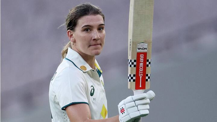 महिला टेस्ट: एनाबेल सदरलैंड ने भारतीय टीम के खिलाफ जड़ा अपना पहला शतक, ये रिकॉर्ड्स बनाए