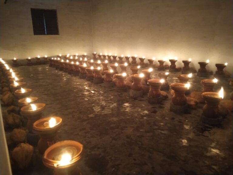 (रायपुर) चैत्र नवरात्र पर धुसेरा के मां शीतला मंदिर में 107 ज्योतियां प्रज्ज्वलित