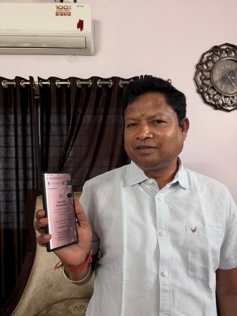 (बीजापुर) पूर्व मंत्री महेश गागड़ा ने स्वयं भरी जनगणना, लोगों को किया प्रेरित