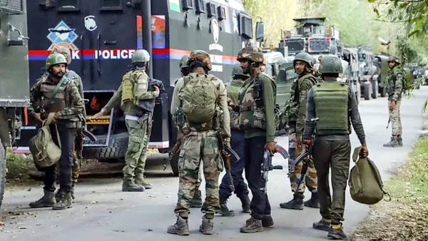 (रायपुर) 300 से अधिक जनप्रतिनिधियों को दी गई विशेष सुरक्षा में तैनात जवान को हटाए जाएंगे