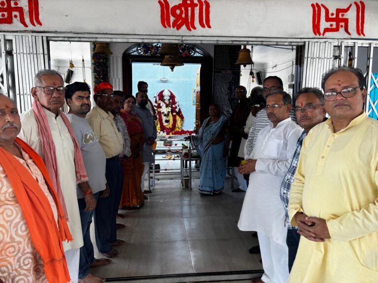 (रामानुजगंज)रामानुजगंज में पहाड़ी मंदिर का 12वां स्थापना दिवस धूमधाम से मनाया गया