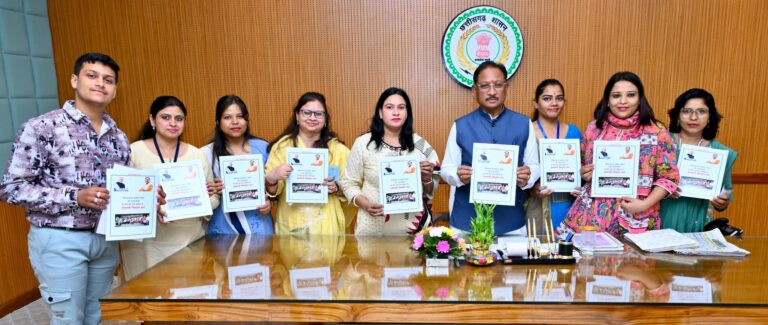(रायपुर) मुख्यमंत्री विष्णु देव साय ने ‘अविस्मरणीय यात्रा पुस्तक का किया विमोचन